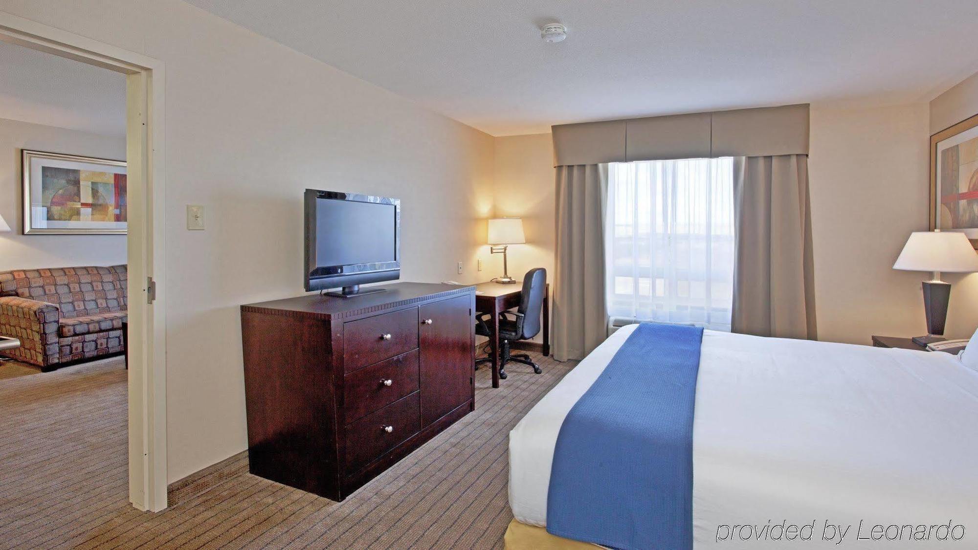 Holiday Inn Express Hotel & Suites Swift Current By Ihg Zimmer foto